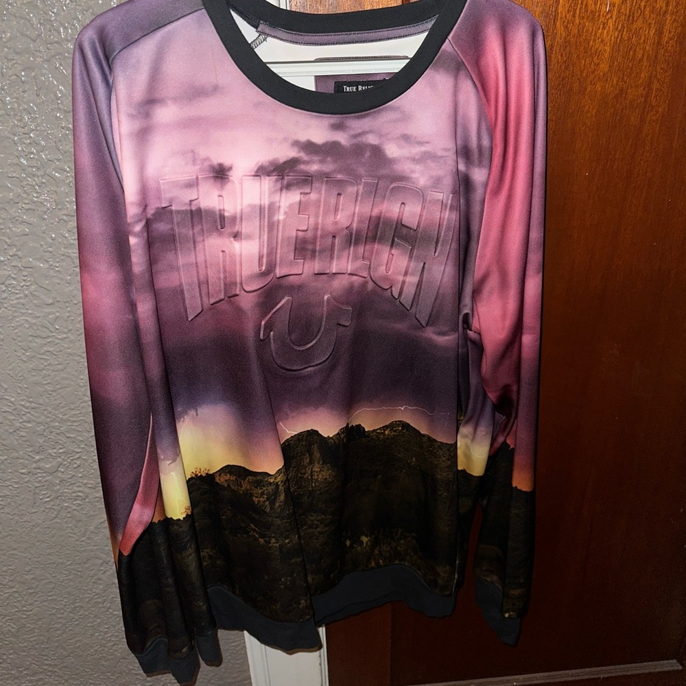 Men’s True Religion Long Sleeve Crewneck Sweatshirt Size 2XL *RARE FIND*